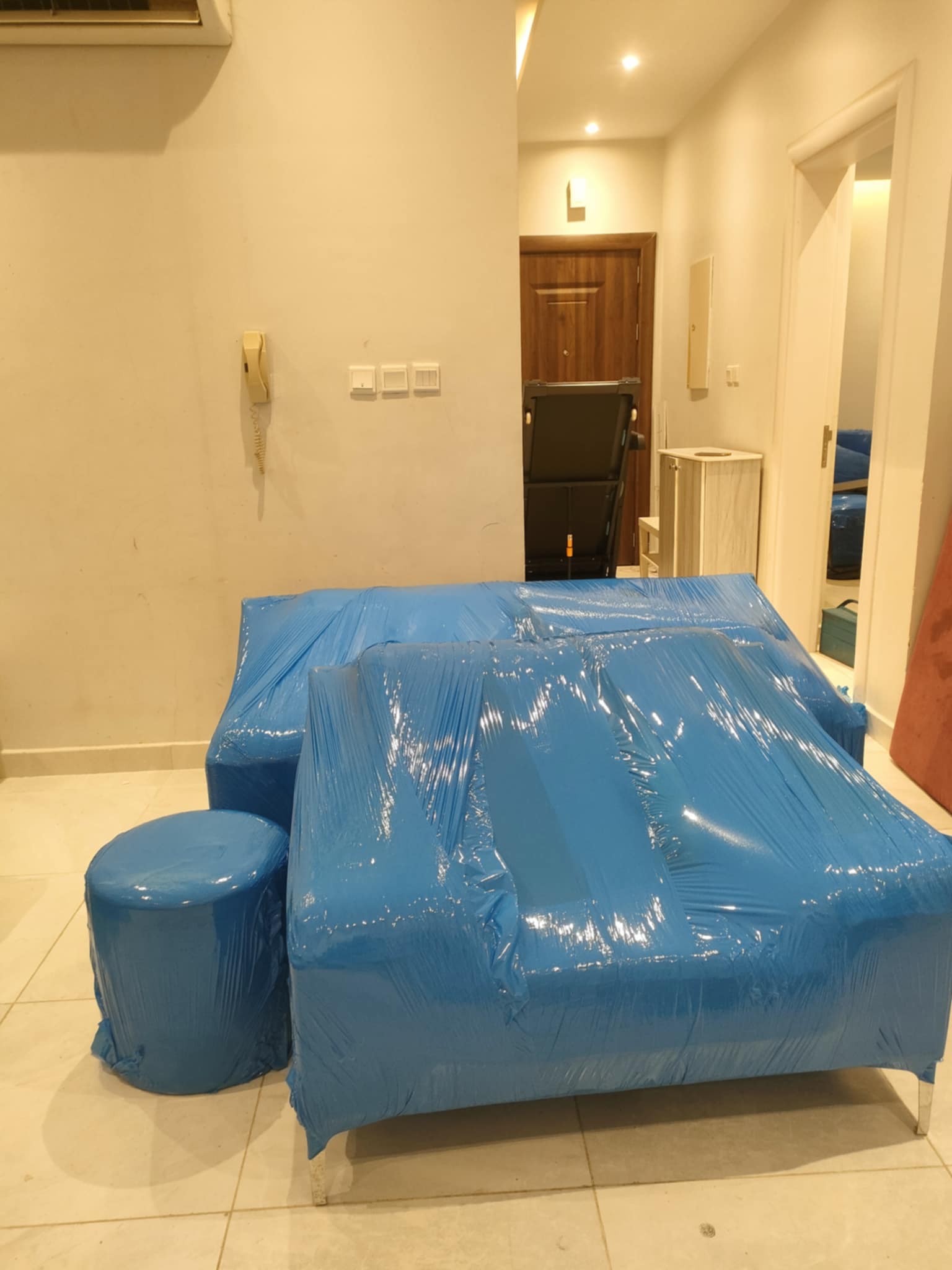 تغليف وحماية الأثاث الحساس 3